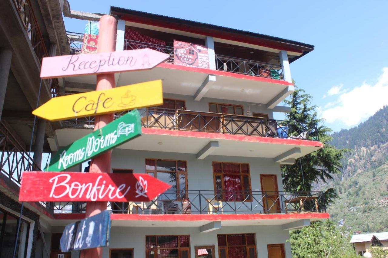 Red House Cafe And Inn Manali  Exterior photo